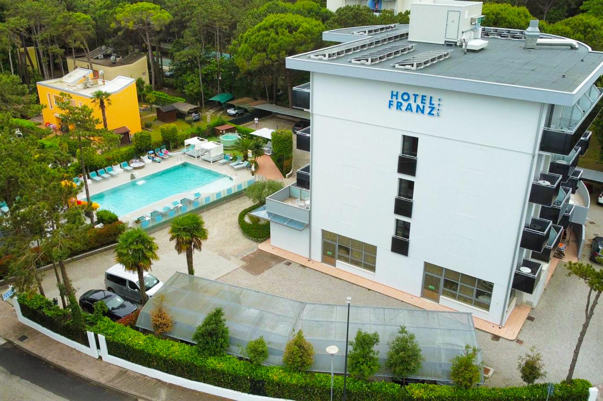 hotel-0011